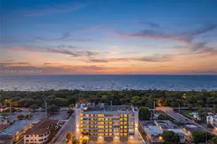 8233 Harding Ave, Miami Beach, FL 33141 - Photo 11