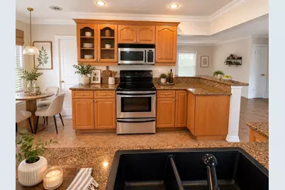 1911 NW 37th St #0, Oakland Park, FL 33309 - Photo 3