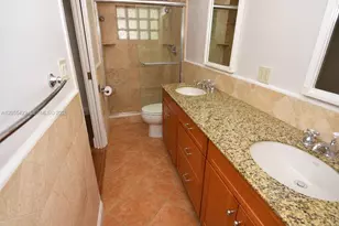 1911 NW 37th St, Oakland Park, FL 33309 - Photo 25