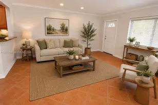 1911 NW 37th St, Oakland Park, FL 33309 - Photo 7