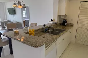 19501 W Country Club Dr, Aventura, FL 33180 - Photo 7