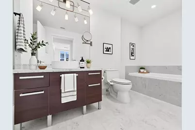 253 NE 2nd St #1804, Miami, FL 33132 - Photo 3