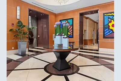253 NE 2nd St #1804, Miami, FL 33132 - Photo 27