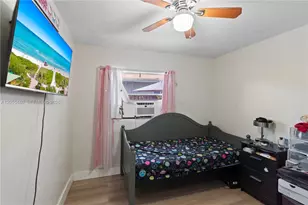 6109 SW 40th Ct, Miramar, FL 33023 - Photo 13