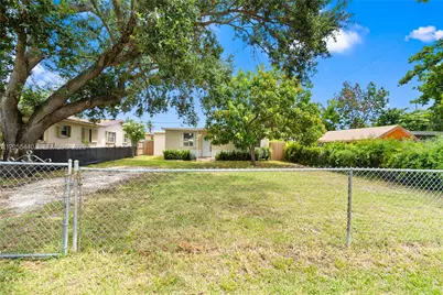 6109 SW 40th Ct, Miramar, FL 33023 - Photo 1