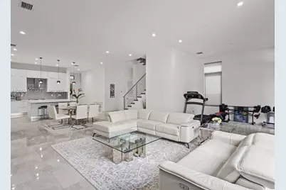 8143 NW 47th Ter, Doral, FL 33166 - Photo 17
