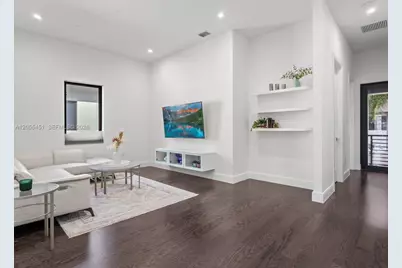8143 NW 47th Ter, Doral, FL 33166 - Photo 29