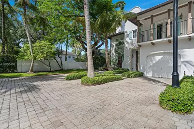 11054 SW 79th Path, Miami, FL 33156 - Photo 3