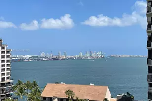 520 Brickell Key Dr, Miami, FL 33131 - Photo 3