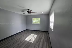 8227 NW 39th St, Coral Springs, FL 33065 - Photo 17