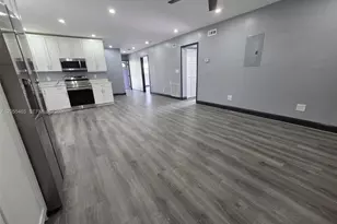 8227 NW 39th St, Coral Springs, FL 33065 - Photo 5