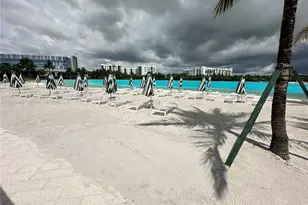 2411 Laguna Cir, North Miami, FL 33181 - Photo 29