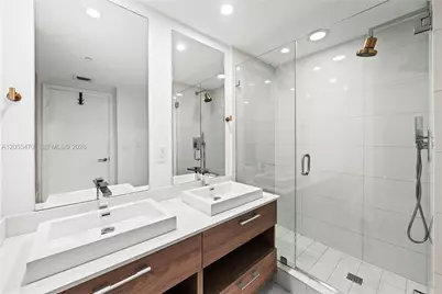 1300 S Miami Ave #3303, Miami, FL 33130 - Photo 13