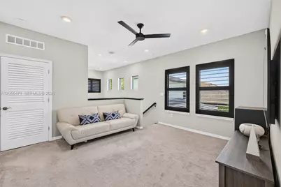 4460 Gramercy Dr, Oakland Park, FL 33309 - Photo 19