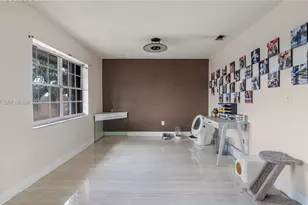 7733 NW 192nd St, Hialeah, FL 33015 - Photo 21
