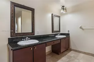 7733 NW 192nd St, Hialeah, FL 33015 - Photo 27