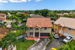 7733 NW 192nd St, Hialeah, FL 33015 - Photo 37