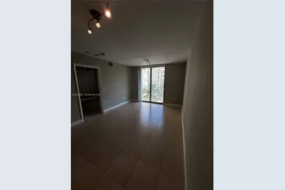 610 Clematis St #511, West Palm Beach, FL 33401 - Photo 3