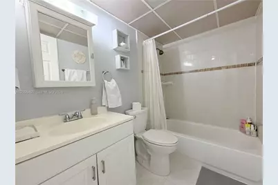 9410 W Flagler St #102, Miami, FL 33174 - Photo 13