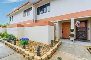 7050 SW 42nd Ct, Davie, FL 33314 - Photo 1