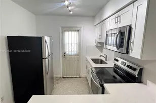 1057 SW 7th St, Miami, FL 33130 - Photo 3