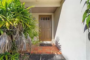 3035 Hayes St, Hollywood, FL 33021 - Photo 5