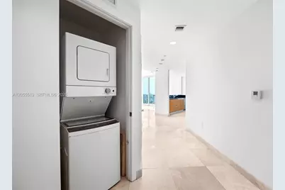 1050 Brickell Ave #3314, Miami, FL 33131 - Photo 21