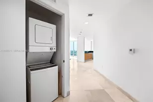 1050 Brickell Ave, Miami, FL 33131 - Photo 21