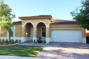 2123 NE 38th Rd, Homestead, FL 33033 - Photo 1