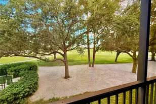 200 Jacaranda Country Club Dr, Plantation, FL 33324 - Photo 17