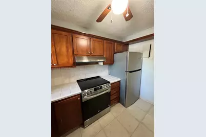 200 Jacaranda Country Club Dr #4B, Plantation, FL 33324 - Photo 5