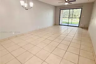 200 Jacaranda Country Club Dr, Plantation, FL 33324 - Photo 7