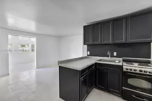 418 S 24th Ave, Hollywood, FL 33020 - Photo 13