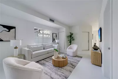 4789 NW 1st St, Miami, FL 33126 - Photo 11