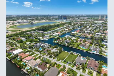 460 Holiday Dr, Hallandale Beach, FL 33009 - Photo 11