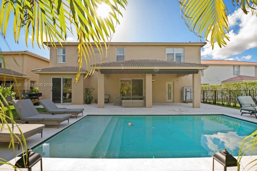 3846 W Gardenia Ave main architectural view