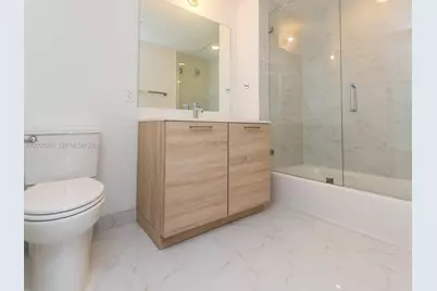 16385 Biscayne Blvd #1103, North Miami Beach, FL 33160 - Photo 27