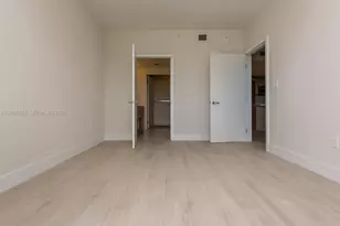 16385 Biscayne Blvd, North Miami Beach, FL 33160 - Photo 21