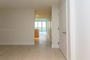 16385 Biscayne Blvd, North Miami Beach, FL 33160 - Photo 7