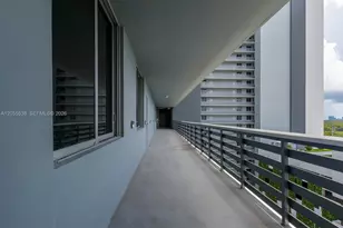 16385 Biscayne Blvd, North Miami Beach, FL 33160 - Photo 29