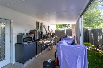 7340 SW 18th St Rd, Miami, FL 33155 - Photo 15