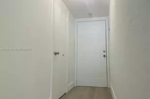 10901 N Kendall Dr, Miami, FL 33176 - Photo 23