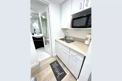 5445 Collins Ave #1515, Miami Beach, FL 33140 - Photo 19