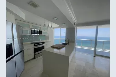 6301 Collins Ave #2402, Miami Beach, FL 33141 - Photo 15