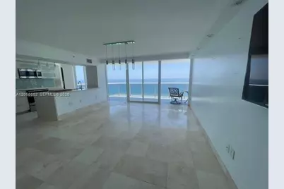 6301 Collins Ave #2402, Miami Beach, FL 33141 - Photo 5
