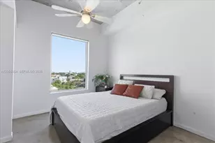 10 SW South River Dr, Miami, FL 33130 - Photo 11