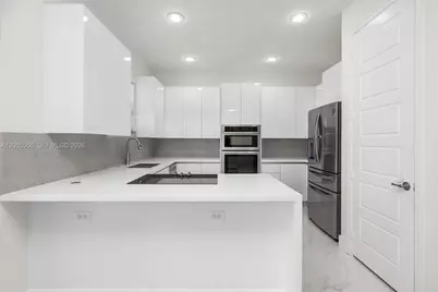 19308 NE 8th Ct, Miami, FL 33179 - Photo 23