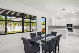 19308 NE 8th Ct, Miami, FL 33179 - Photo 9