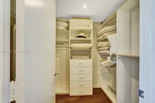 400 Alton Rd, Miami Beach, FL 33139 - Photo 19