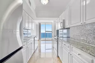 16711 Collins Ave, Sunny Isles Beach, FL 33160 - Photo 17